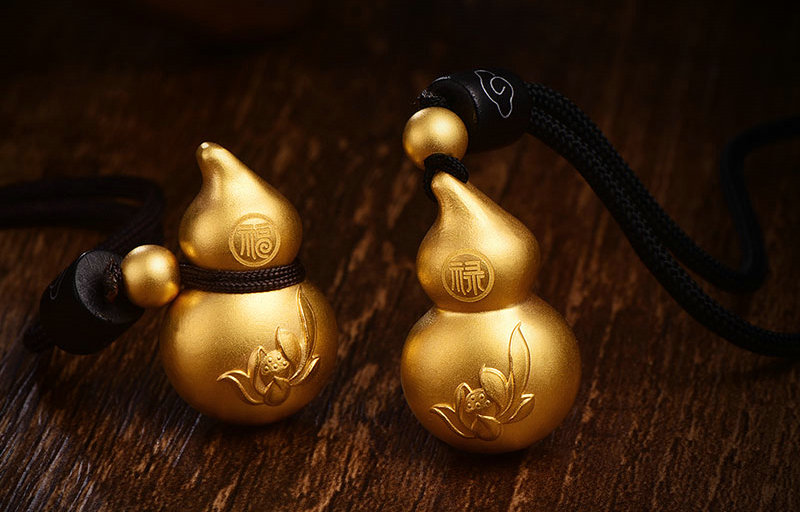 佩戴黄金葫芦的寓意是什么,戴黄金葫芦吊坠的寓意