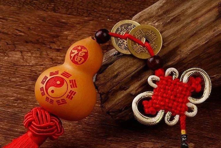 门后挂葫芦有何寓意和讲究 如何正确悬挂葫芦